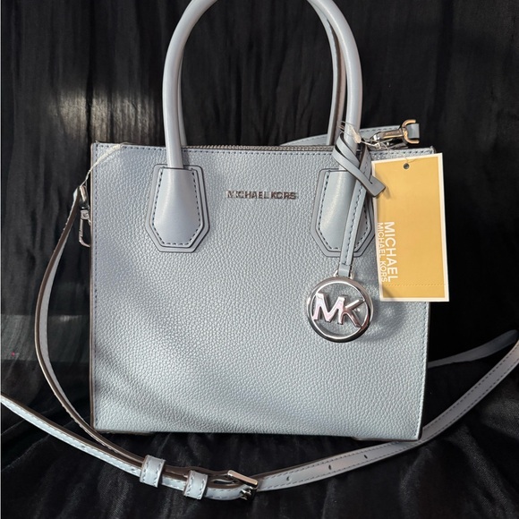 Michael Kors Chic Light BlueSatchel